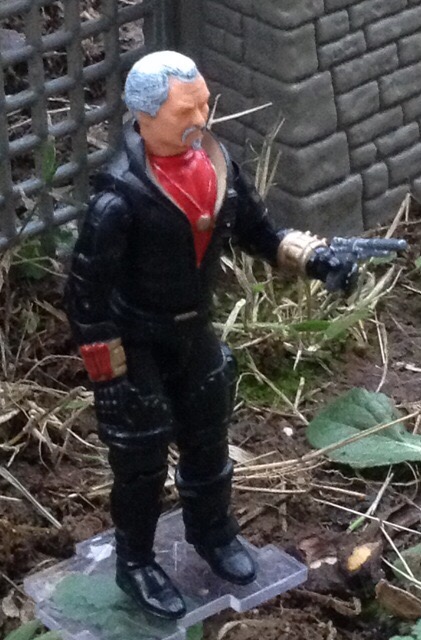 Dr. Magnus MacGregor